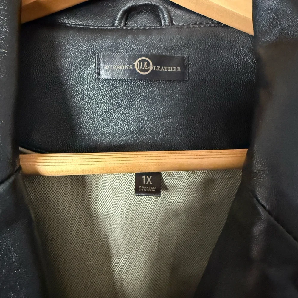 Leather Jacket - Picture 6 of 6